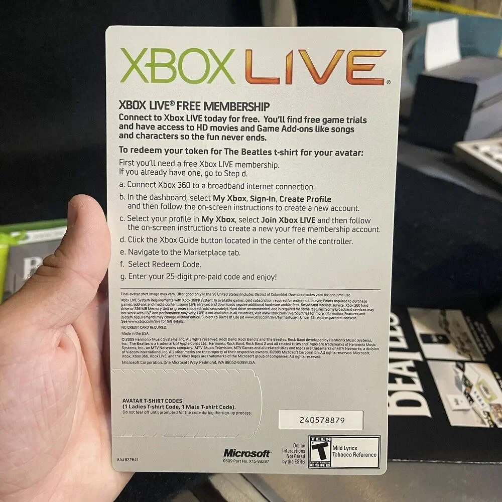 The Beatles: Rock Band (Microsoft Xbox 360, 2009) Complete CIB With Extras